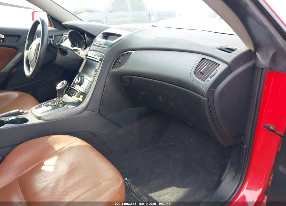 2012 HYUNDAI GENESIS 3.8 GRAND TOURING VIN: KMHHU6KH2CU078575