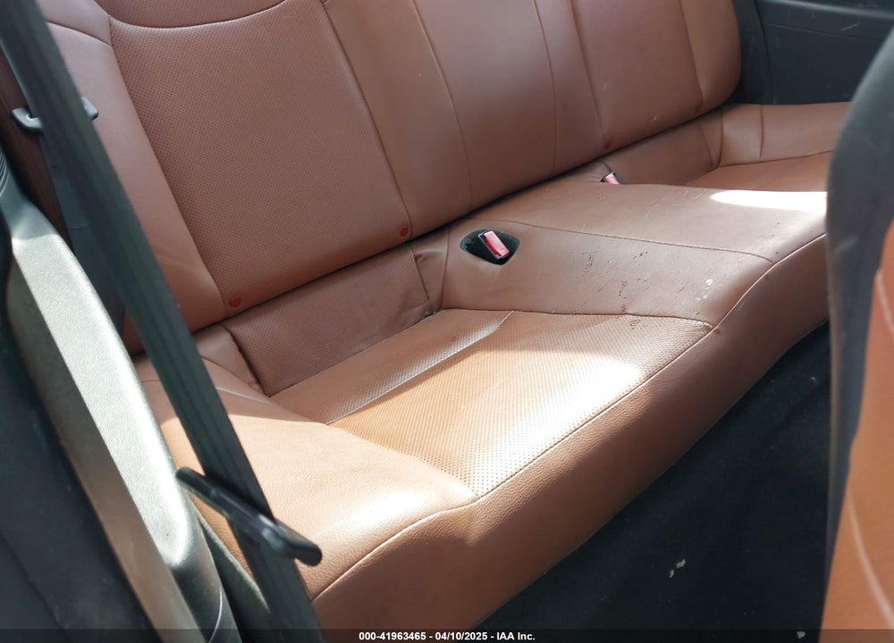 2012 HYUNDAI GENESIS 3.8 GRAND TOURING VIN: KMHHU6KH2CU078575