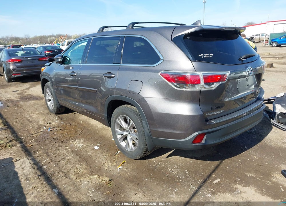 2016 TOYOTA HIGHLANDER LE PLUS V6 VIN: 5TDBKRFH5GS290585