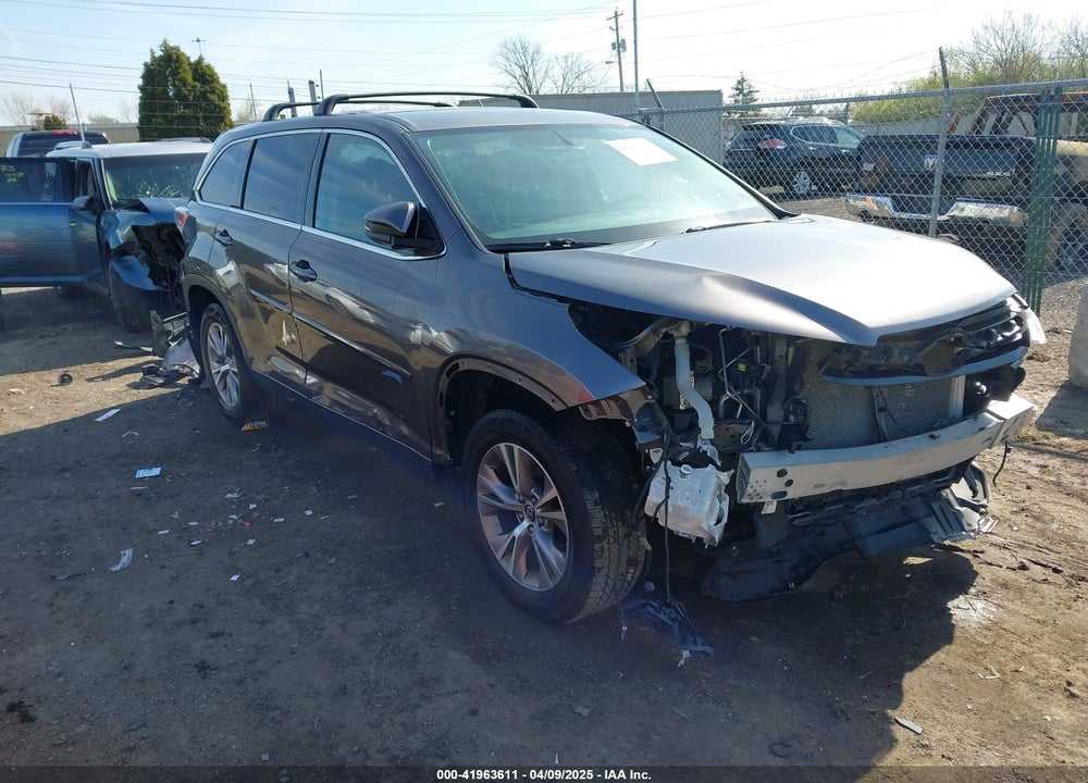 2016 TOYOTA HIGHLANDER LE PLUS V6 VIN: 5TDBKRFH5GS290585