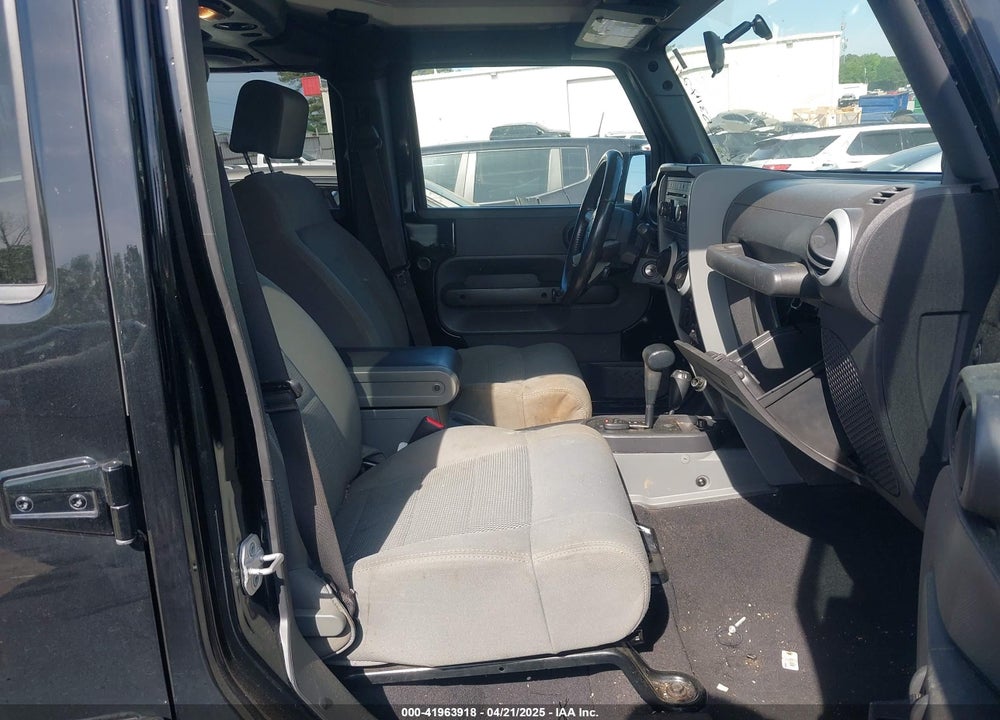 2008 JEEP WRANGLER UNLIMITED VIN: 1J4GA59198L531724