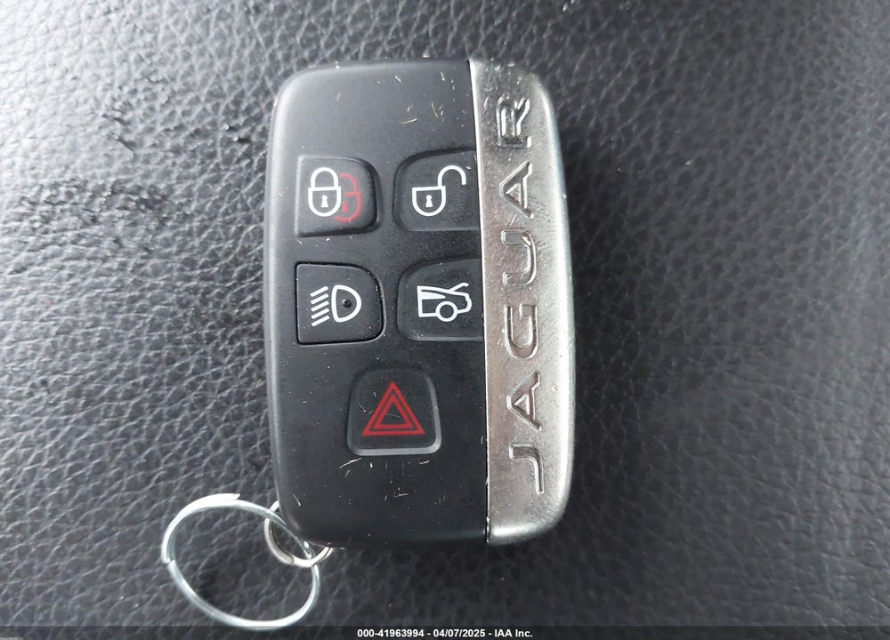 2014 JAGUAR XF VIN: SAJWJ0EF0E8U22705