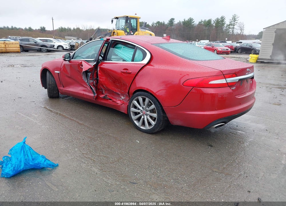 2014 JAGUAR XF VIN: SAJWJ0EF0E8U22705
