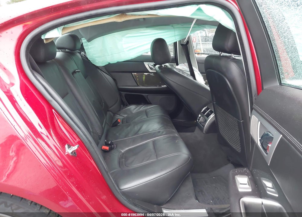 2014 JAGUAR XF VIN: SAJWJ0EF0E8U22705