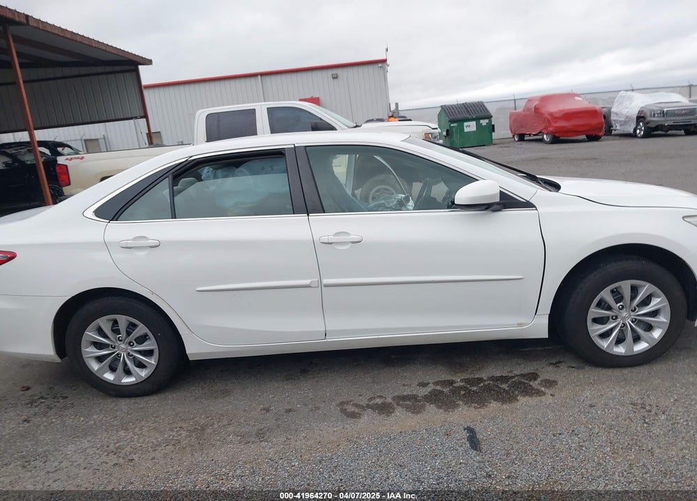 2017 TOYOTA CAMRY LE VIN: 4T1BF1FK3HU758212