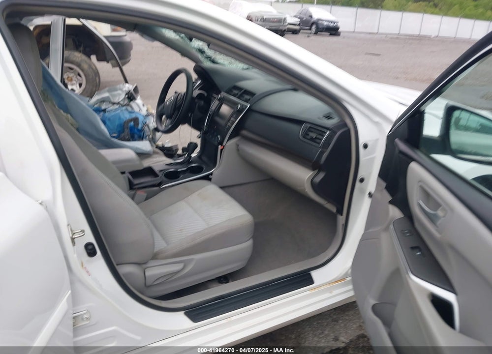2017 TOYOTA CAMRY LE VIN: 4T1BF1FK3HU758212