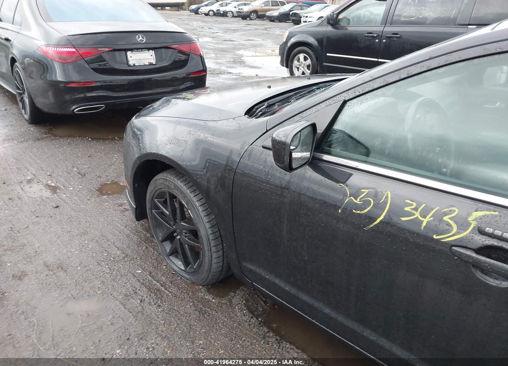 2011 FORD FUSION VIN: 3FAHP0JA0BR244553