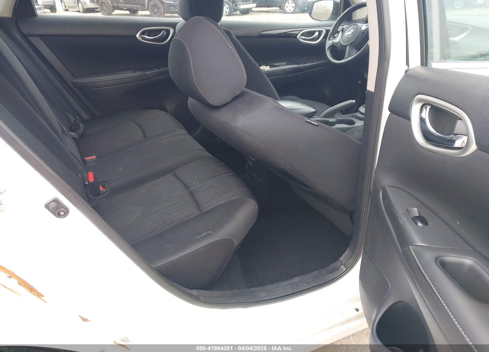 2018 NISSAN SENTRA SV VIN: 3N1AB7AP7JL661826