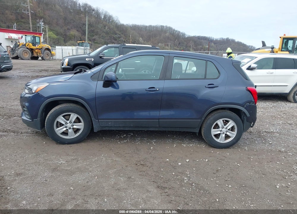 2019 CHEVROLET TRAX LS VIN: 3GNCJKSB0KL217484