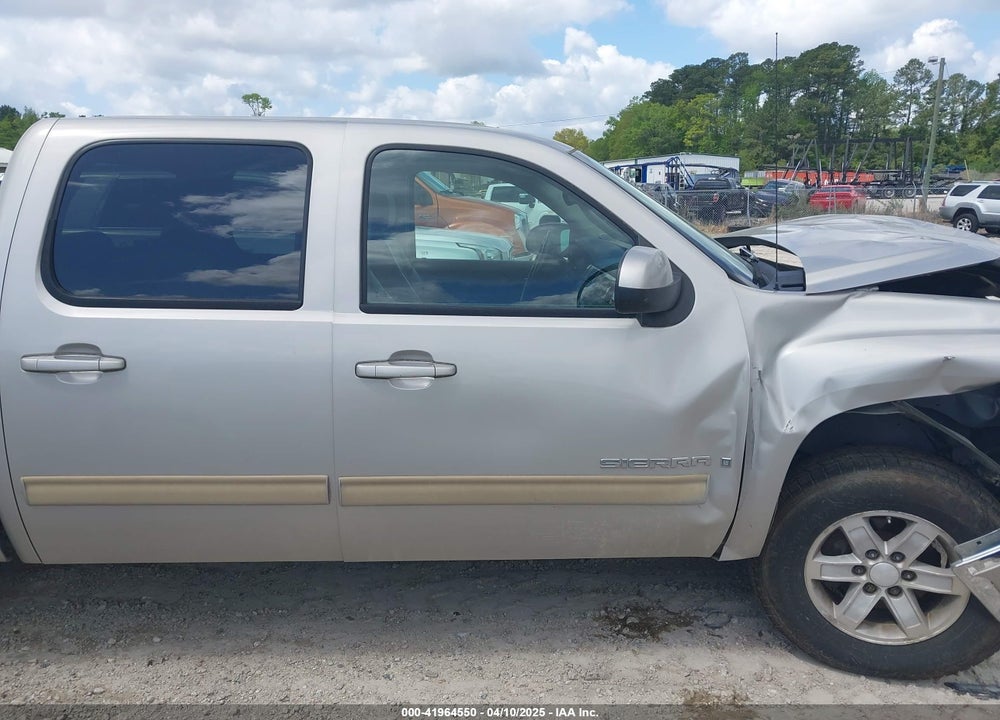 2007 GMC SIERRA 1500 VIN: 2GTEK13M471645415