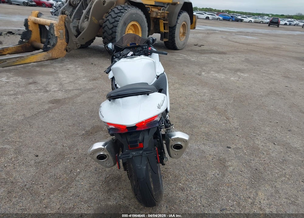2022 SUZUKI GSX1300 RR VIN: JS1EJ11B9N7101930