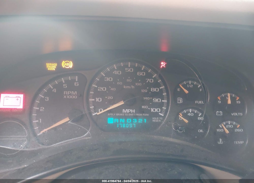 2002 CHEVROLET SILVERADO 1500 LS VIN: 2GCEC19T121337588