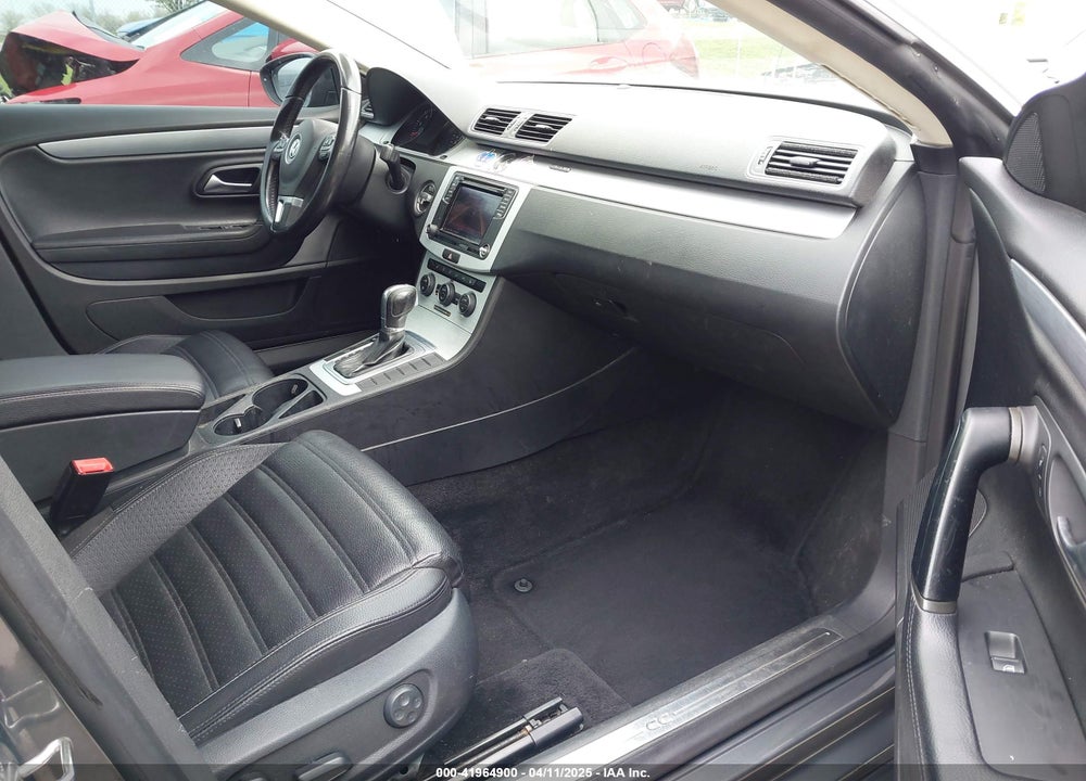 2016 VW CC TREND W/DIRECT SH VIN: WVWBP7AN3GE512677