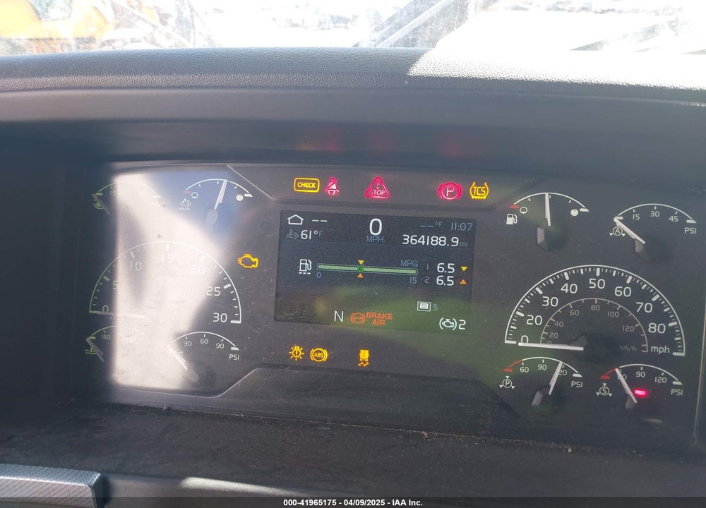 2023 VOLVO VNL VIN: 4V4NC9EH4PN319922