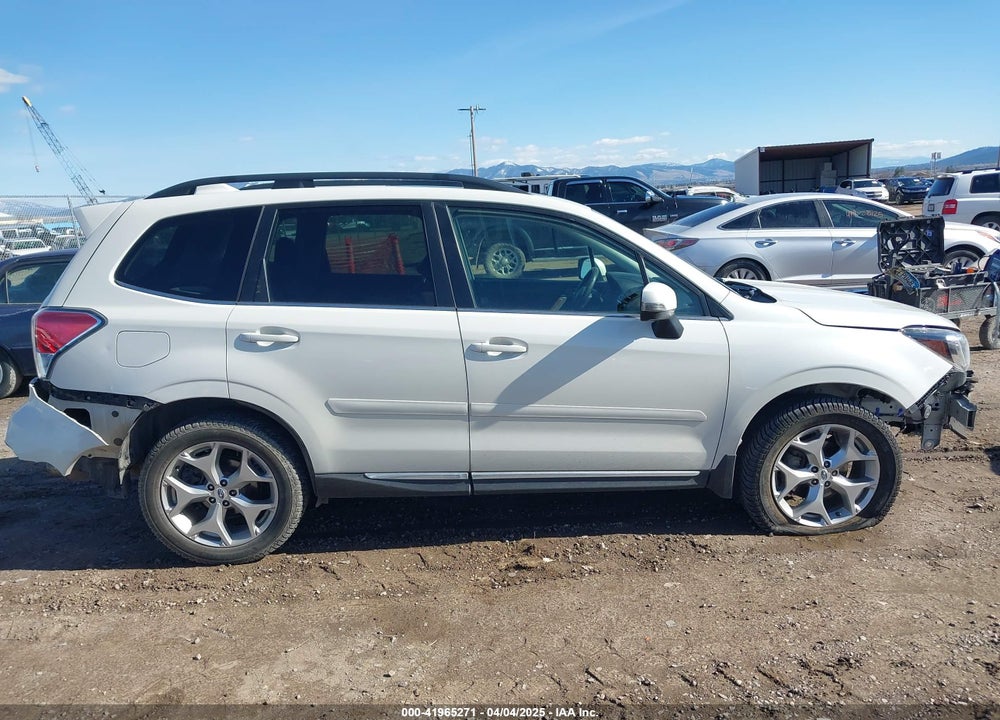2017 SUBARU FORESTER VIN: JF2SJAWC4HH803454