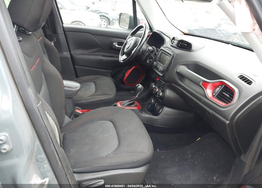 2015 JEEP RENEGADE TRAILHAWK VIN: ZACCJBCT4FPB79254