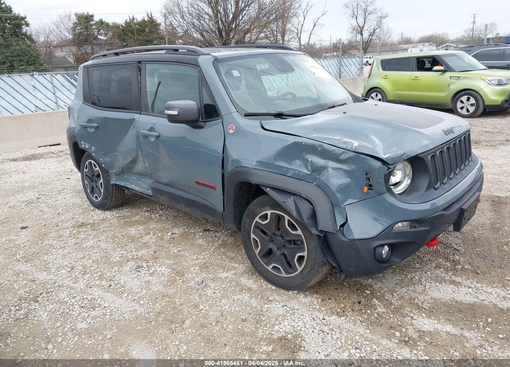 2015 JEEP RENEGADE TRAILHAWK VIN: ZACCJBCT4FPB79254