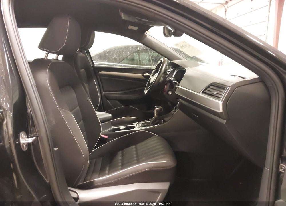 2024 VOLKSWAGEN JETTA VIN: 3VWBM7BU6RM023862