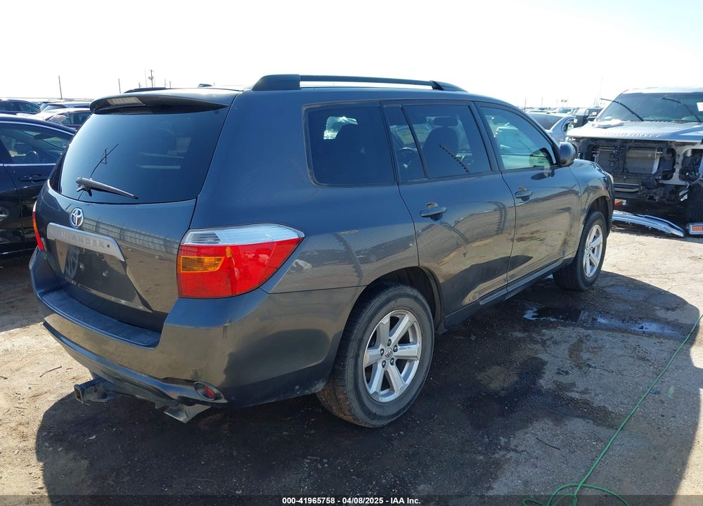 2010 TOYOTA HIGHLANDER SE V6 VIN: 5TDKK3EHXAS017535