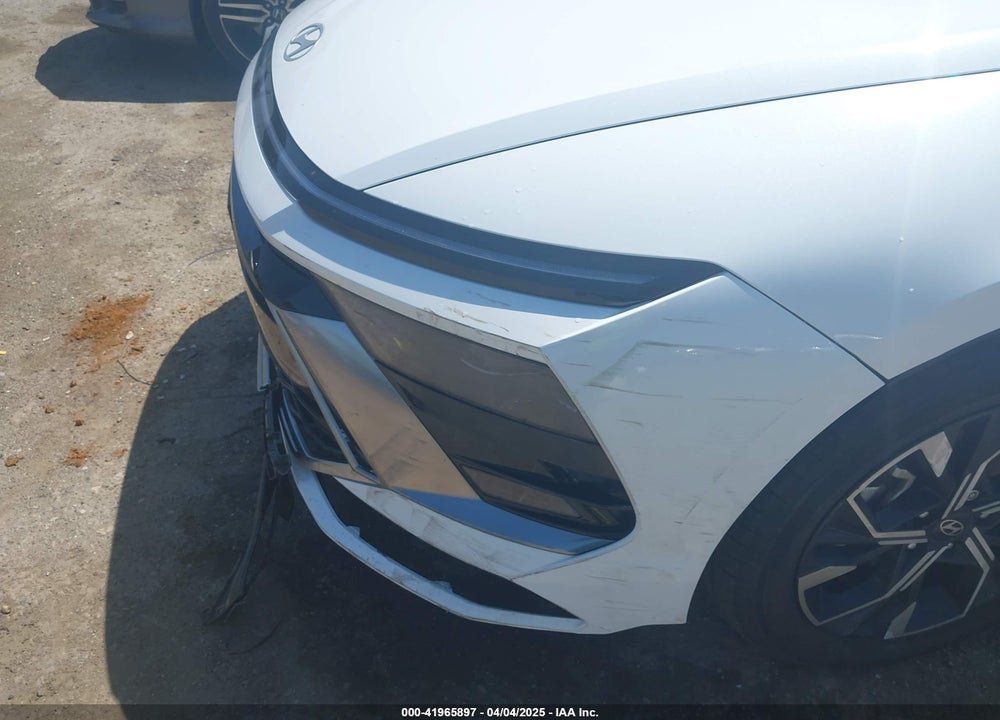 2024 HYUNDAI SONATA VIN: KMHL64JA1RA389888