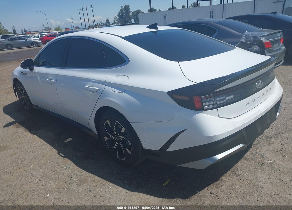 2024 HYUNDAI SONATA VIN: KMHL64JA1RA389888