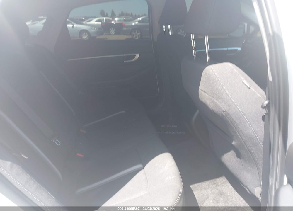 2024 HYUNDAI SONATA VIN: KMHL64JA1RA389888