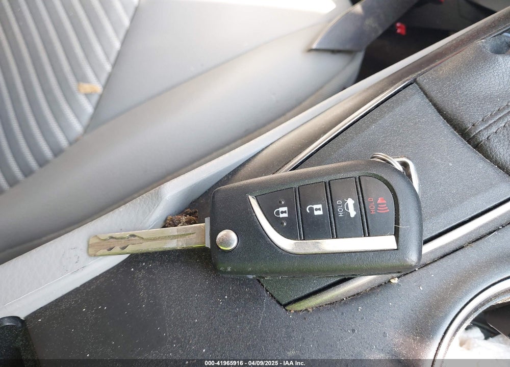 2021 TOYOTA CAMRY VIN: 4T1G11AK5MU460962