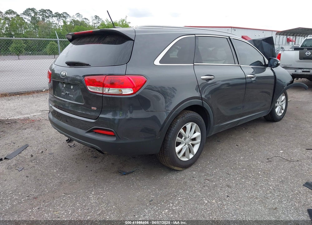 2017 KIA SORENTO VIN: 5XYPG4A35HG204955