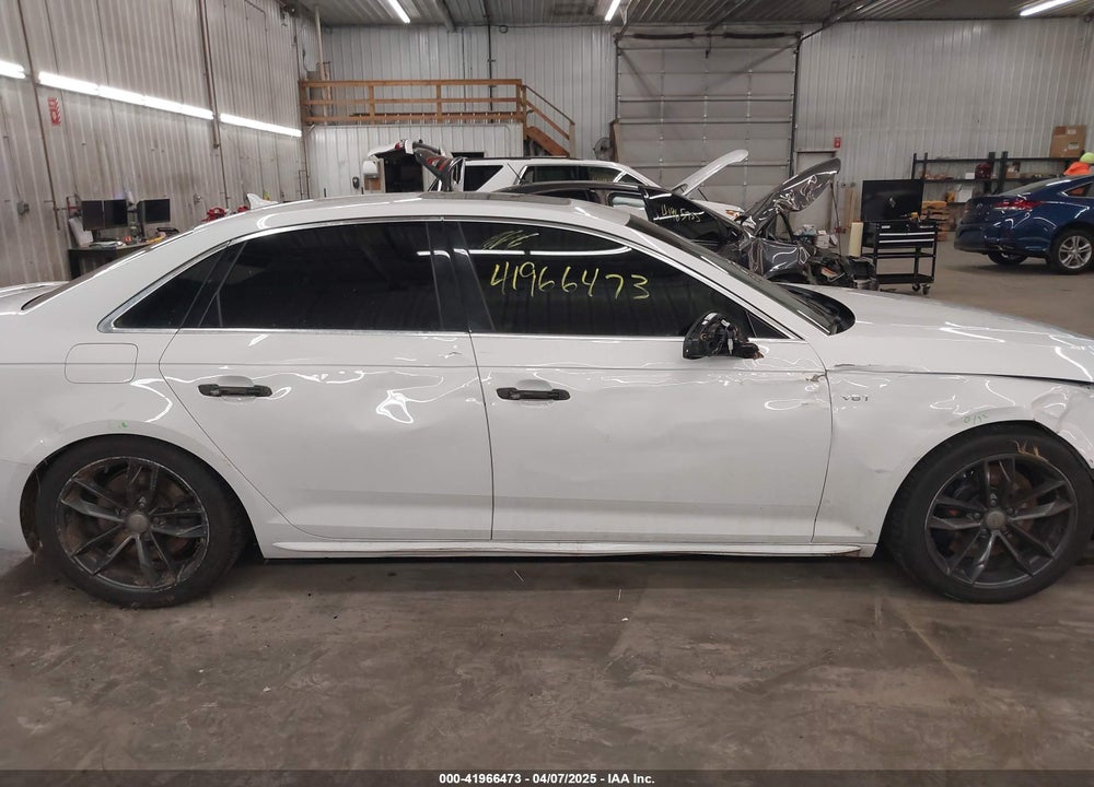 2018 AUDI S4 VIN: WAUC4AF42JA003623