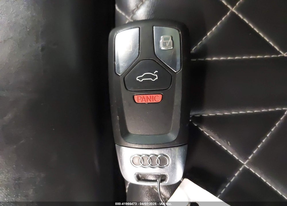 2018 AUDI S4 VIN: WAUC4AF42JA003623