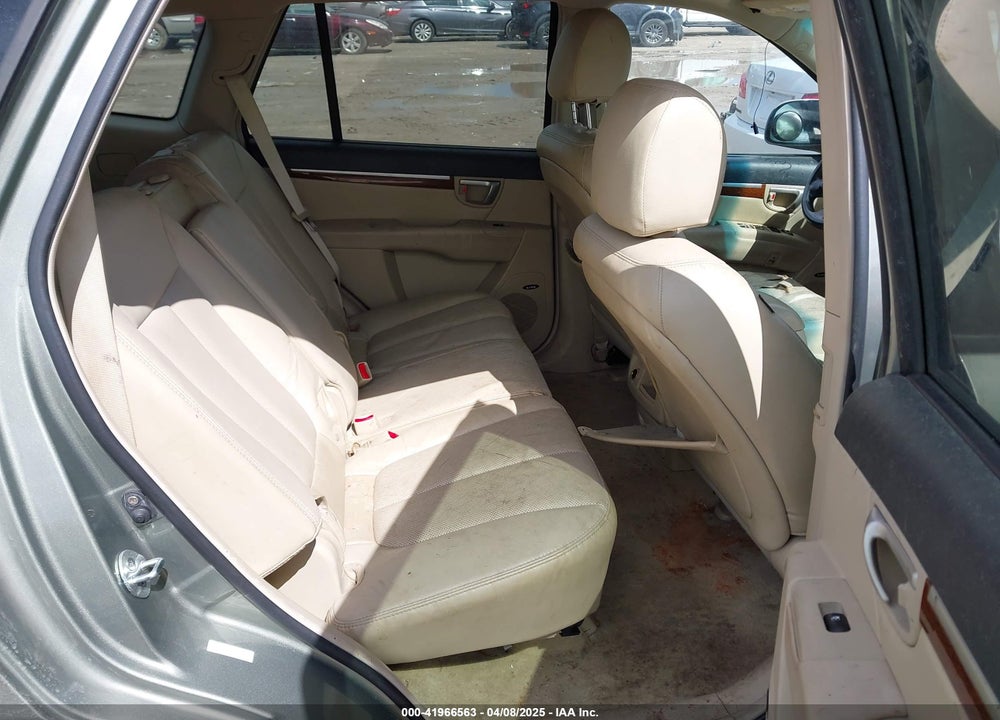 2009 HYUNDAI SANTA FE VIN: 5NMSH13E09H326859