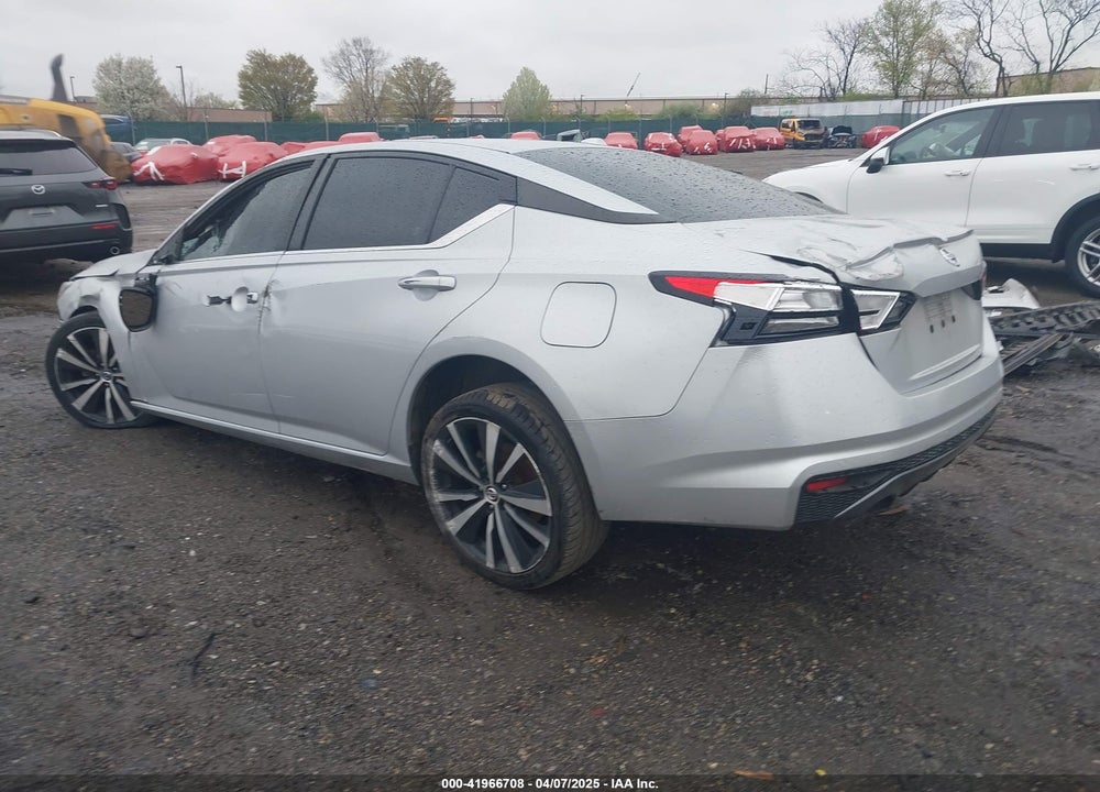 2022 NISSAN ALTIMA SR FWD VIN: 1N4BL4CV0NN308249