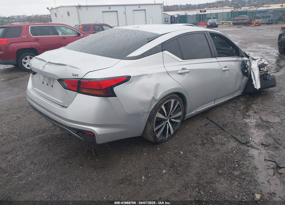 2022 NISSAN ALTIMA SR FWD VIN: 1N4BL4CV0NN308249