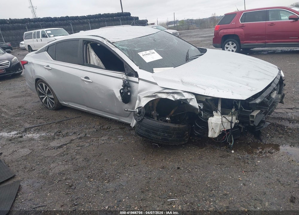 2022 NISSAN ALTIMA SR FWD VIN: 1N4BL4CV0NN308249
