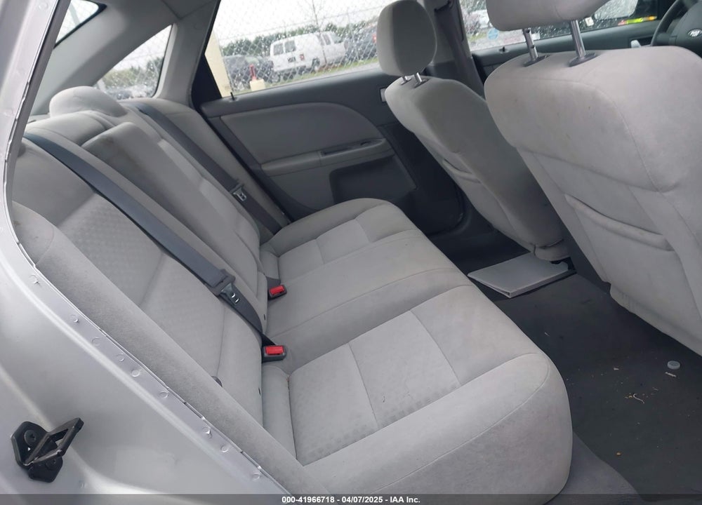 2005 FORD FIVE HUNDRED SE VIN: 1FAFP26145G173767