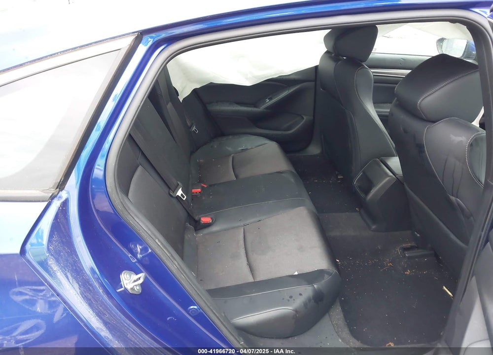 2018 HONDA ACCORD VIN: 1HGCV1F38JA266854