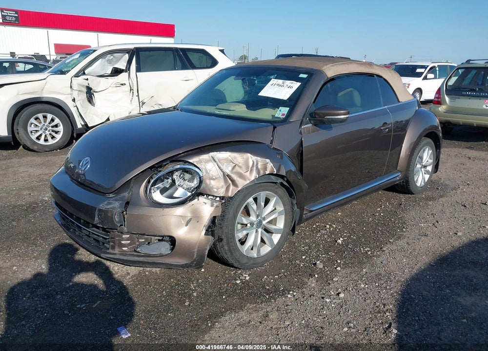 2015 VOLKSWAGEN BEETLE 2.0L TDI VIN: 3VW5A7AT8FM818972