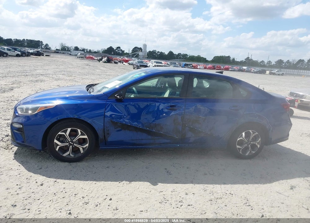 2020 KIA FORTE VIN: 3KPF24AD7LE203220