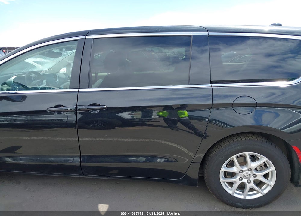 2023 CHRYSLER PACIFICA TOURING L VIN: 2C4RC1BG7PR510912