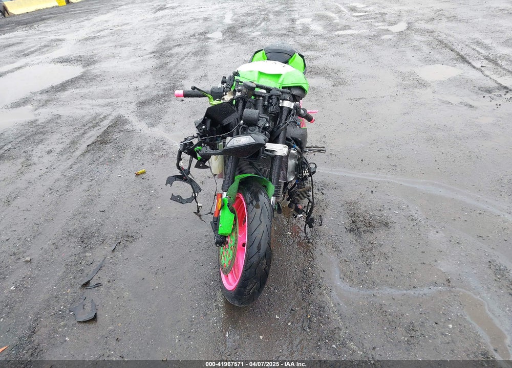 2021 KAWASAKI ZX1002 L VIN: JKBZXVL19MA002369