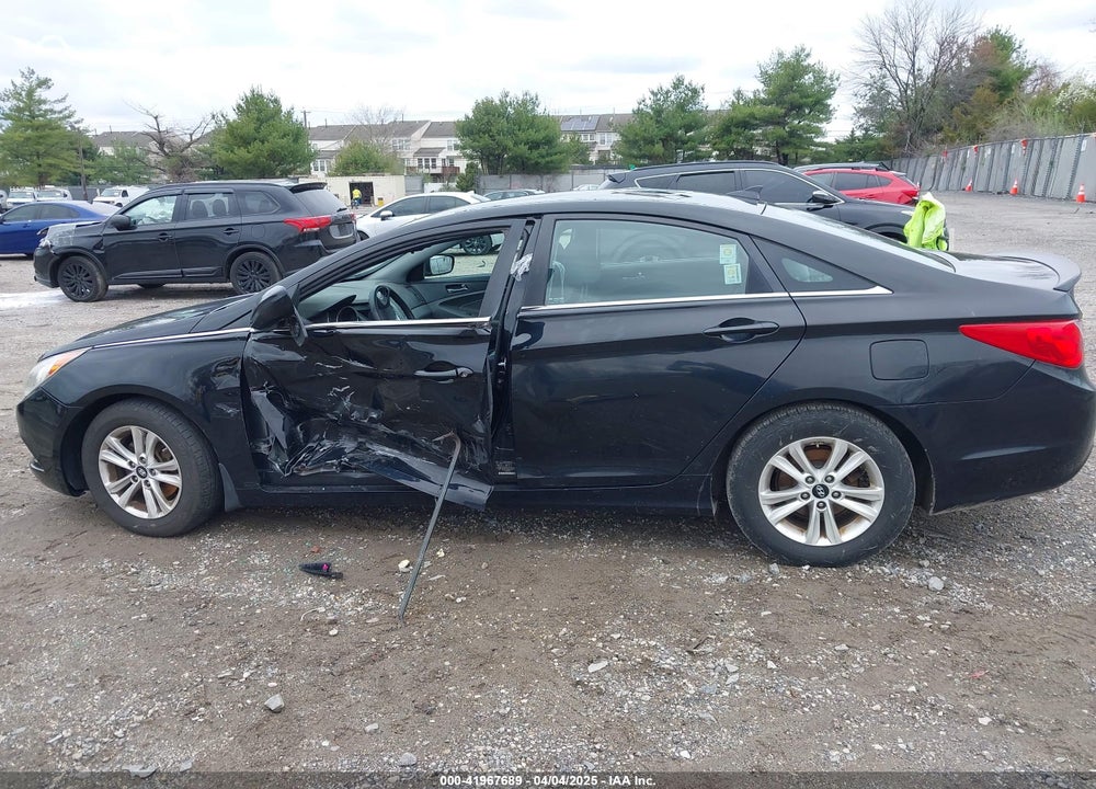 2013 HYUNDAI SONATA VIN: 5NPEB4AC4DH654394