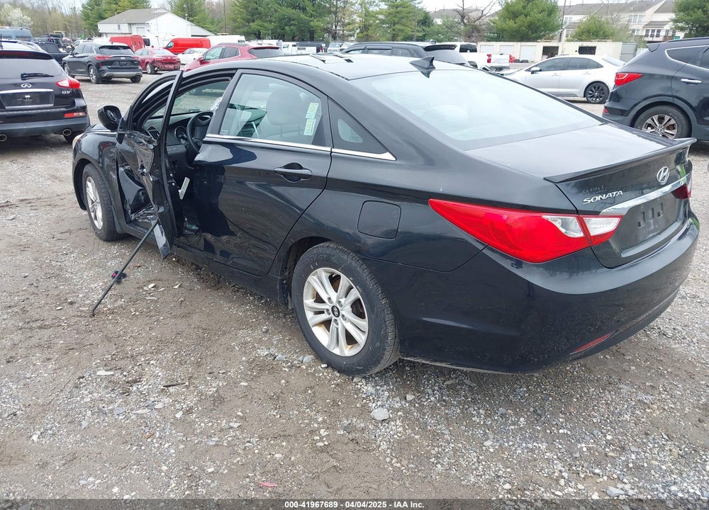 2013 HYUNDAI SONATA VIN: 5NPEB4AC4DH654394