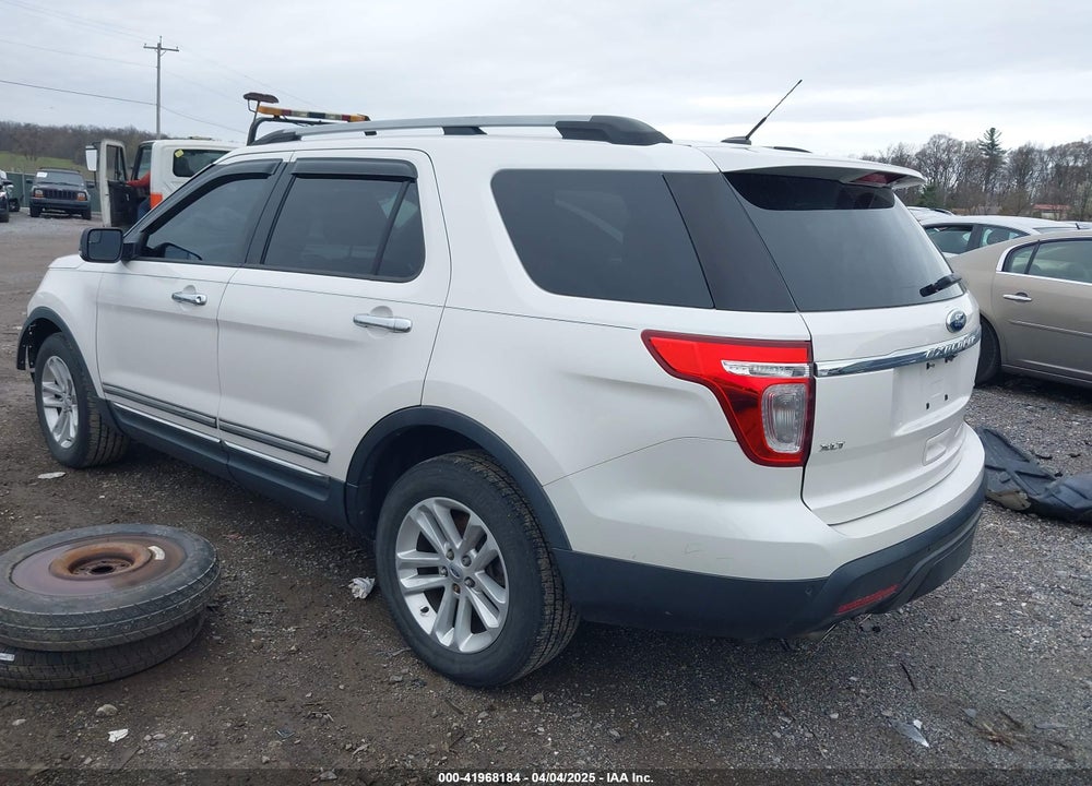 2011 FORD EXPLORER XLT VIN: 1FMHK8D86BGA90160