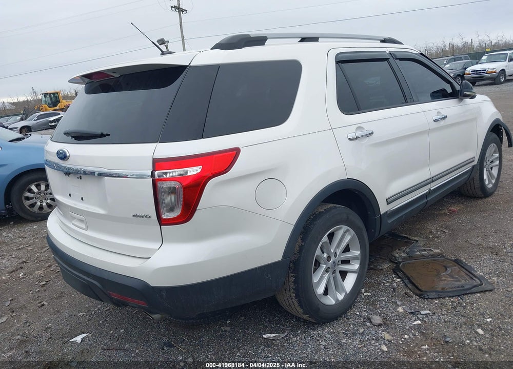 2011 FORD EXPLORER XLT VIN: 1FMHK8D86BGA90160