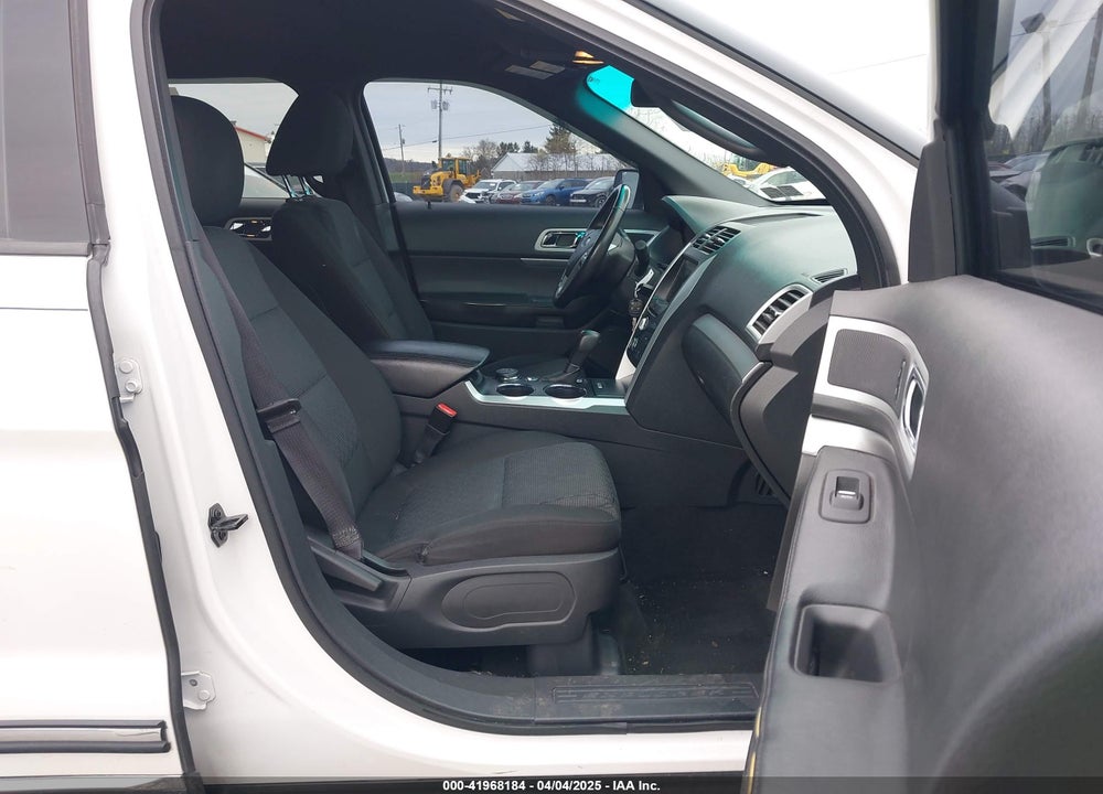 2011 FORD EXPLORER XLT VIN: 1FMHK8D86BGA90160