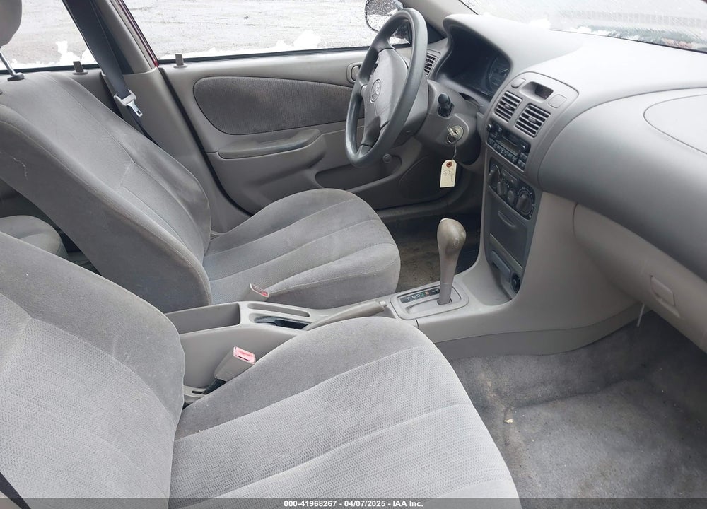 2002 TOYOTA COROLLA CE VIN: 2T1BR12E72C533307