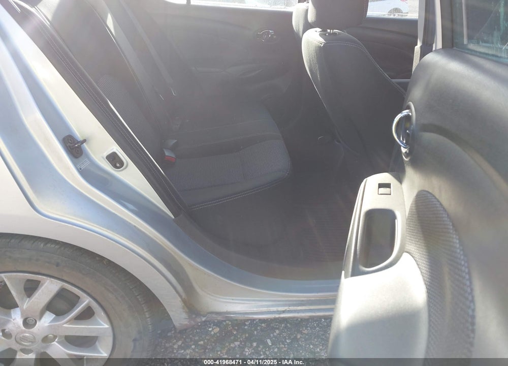 2017 NISSAN VERSA VIN: 3N1CN7AP5HL879936