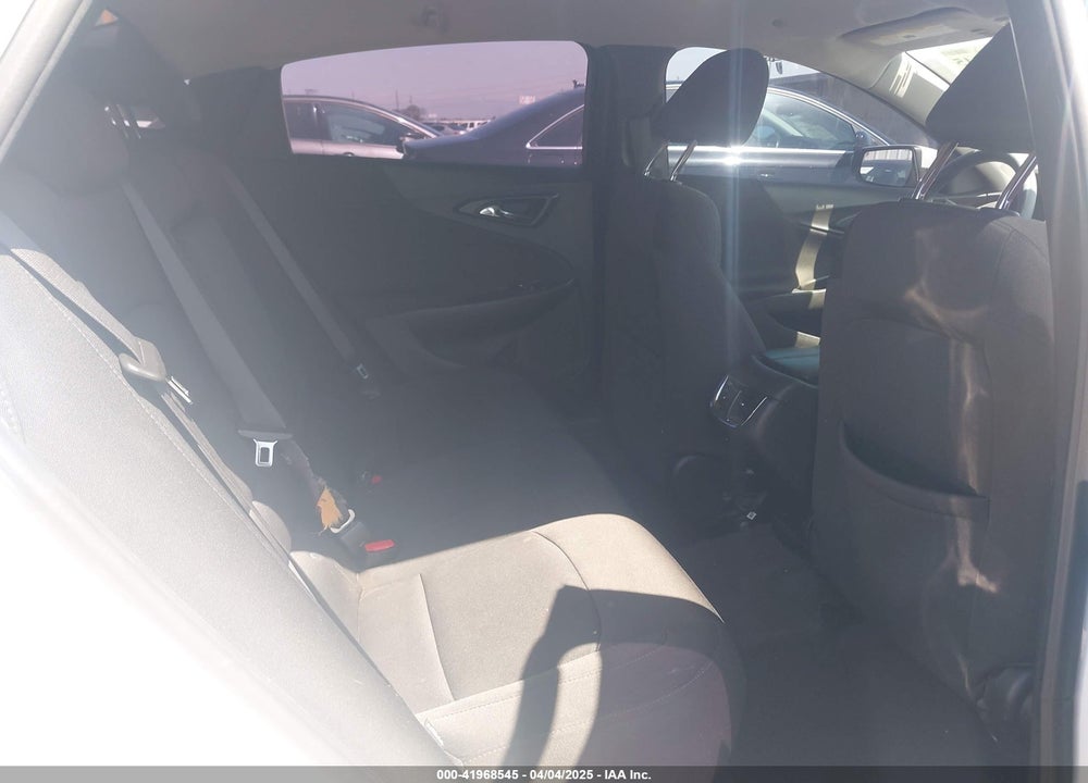 2019 CHEVROLET MALIBU VIN: 1G1ZD5ST1KF206825