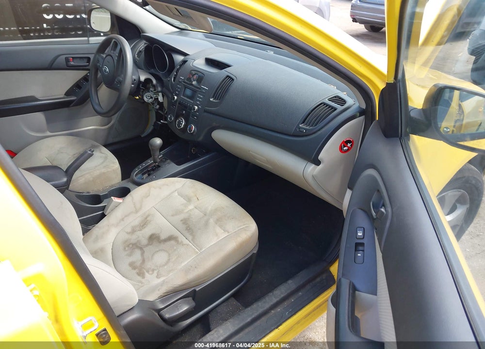 2010 KIA FORTE VIN: KNAFU4A28A5272299