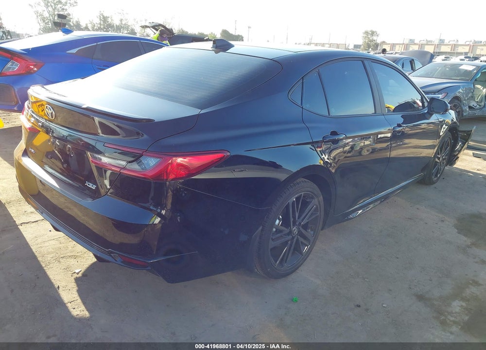 2025 TOYOTA CAMRY XSE VIN: 4T1DAACK0SU591102